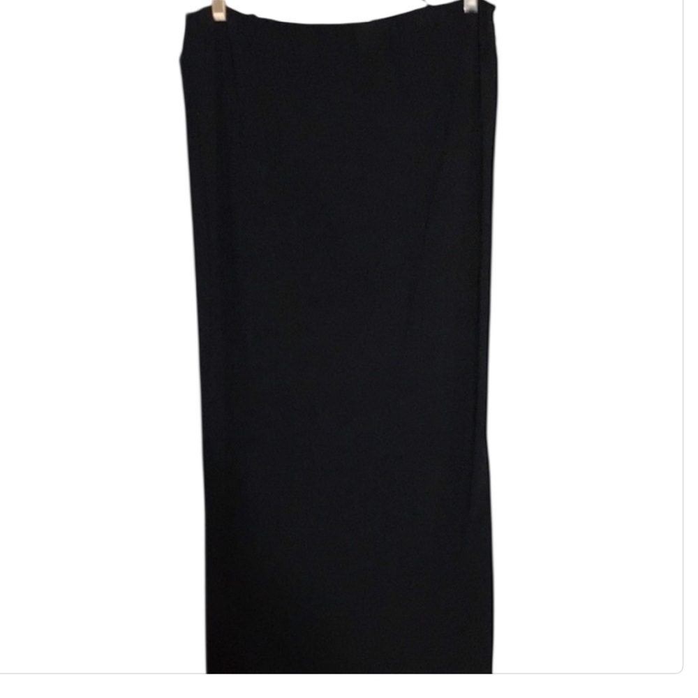 Laundry by Design size small black maxi skirt pull on with slit